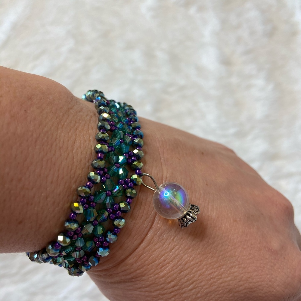 HANDMADE Crystal Ball Charm Bracelet - Picture 3 of 4